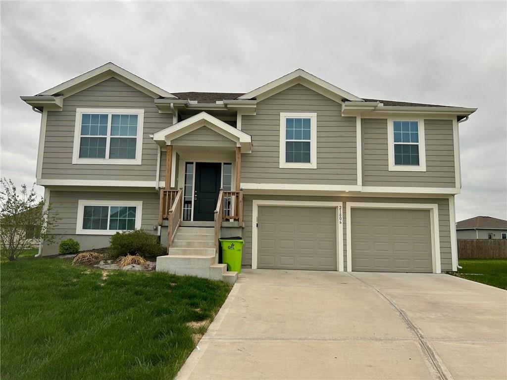 Listing Photo MLS #HMS2544428