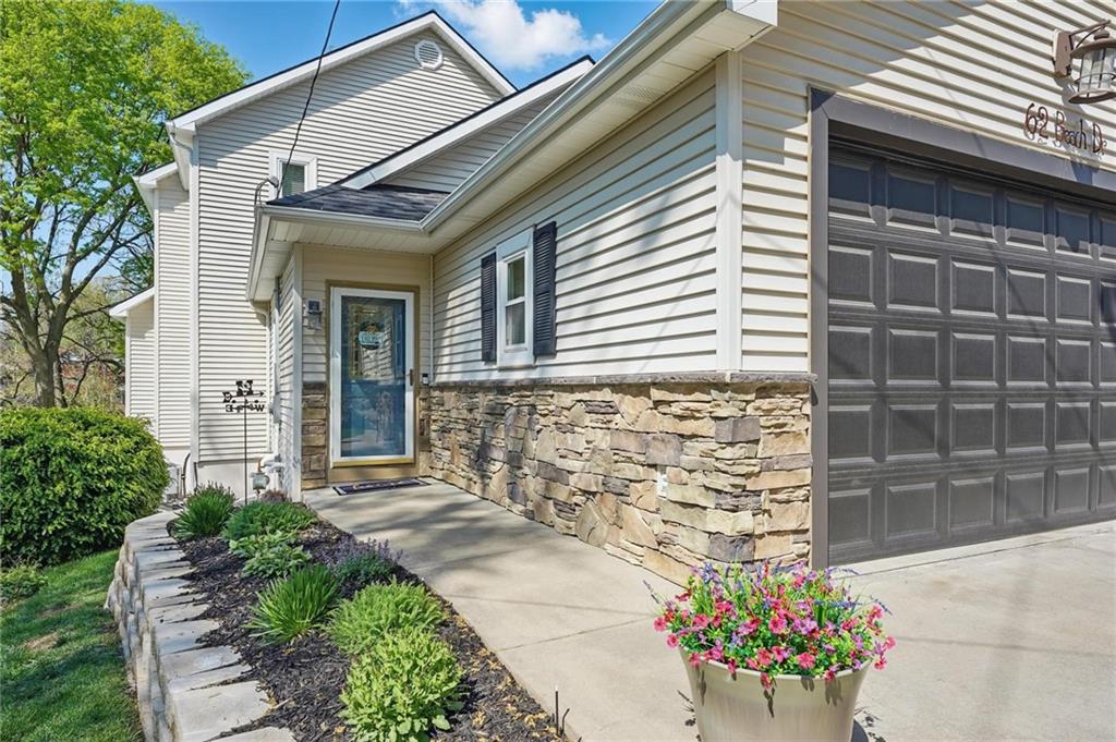Listing Photo MLS #HMS2544519
