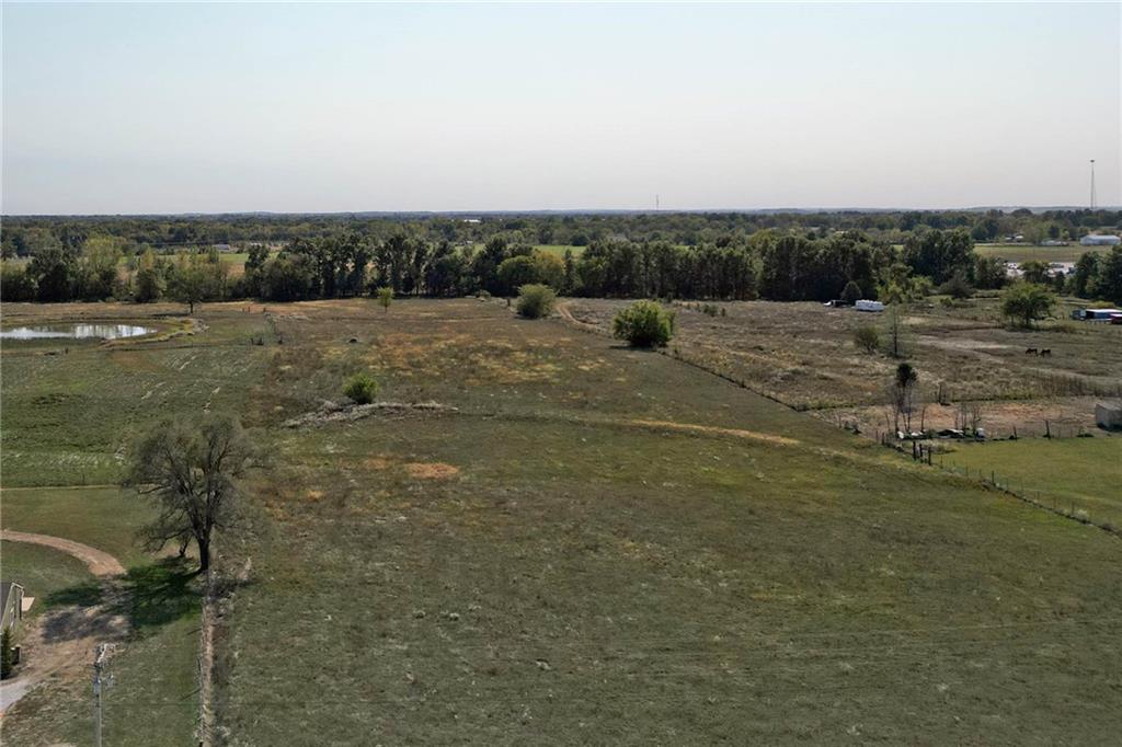 Listing Photo MLS #HMS2544535