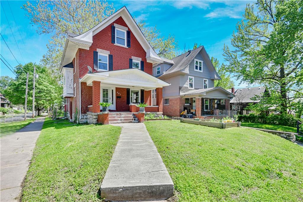 Listing Photo MLS #HMS2544557