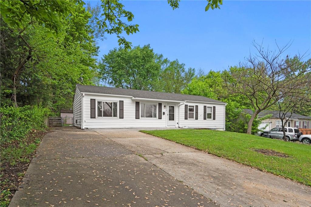 Listing Photo MLS #HMS2544630