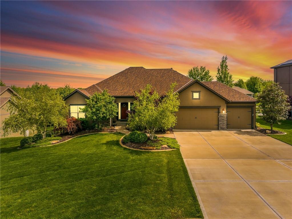 Listing Photo MLS #HMS2544695
