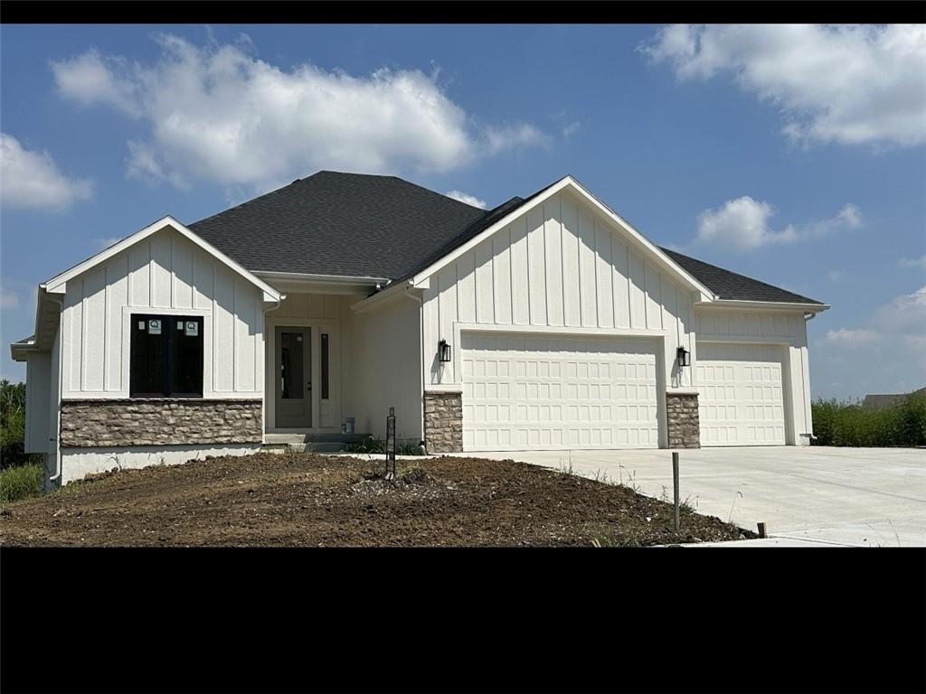 Listing Photo MLS #HMS2544702