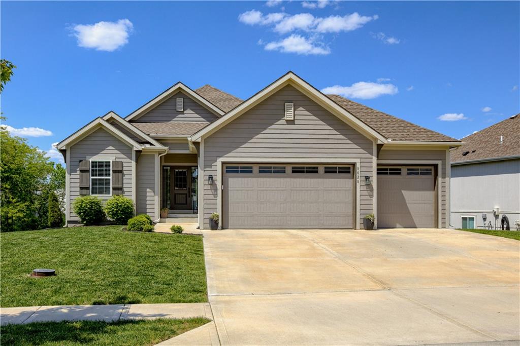 Listing Photo MLS #HMS2544898