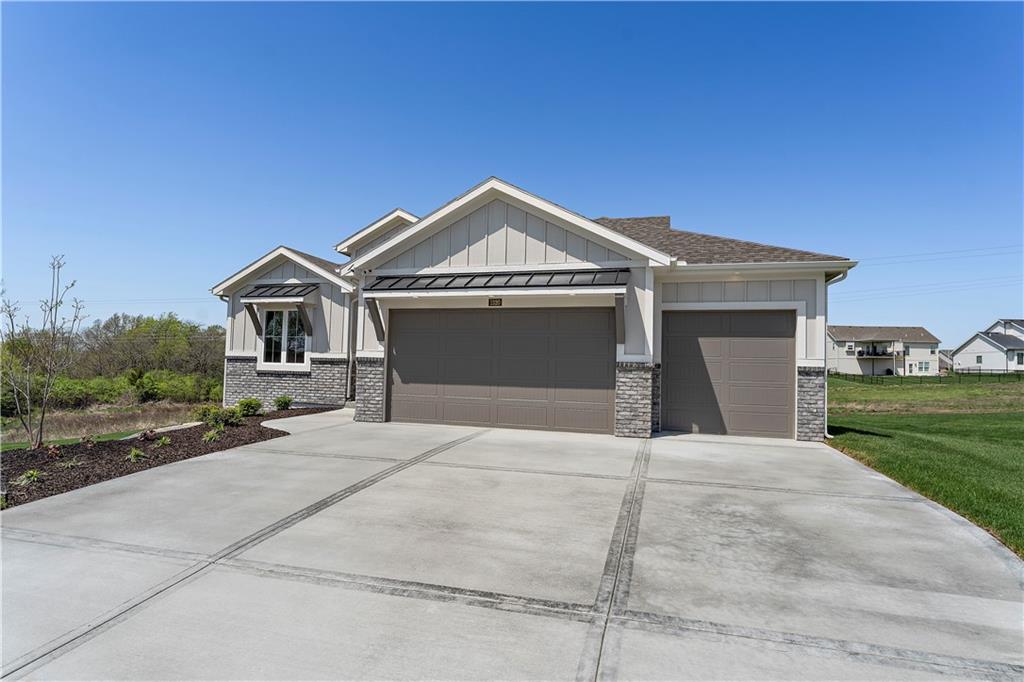 Listing Photo MLS #HMS2544901