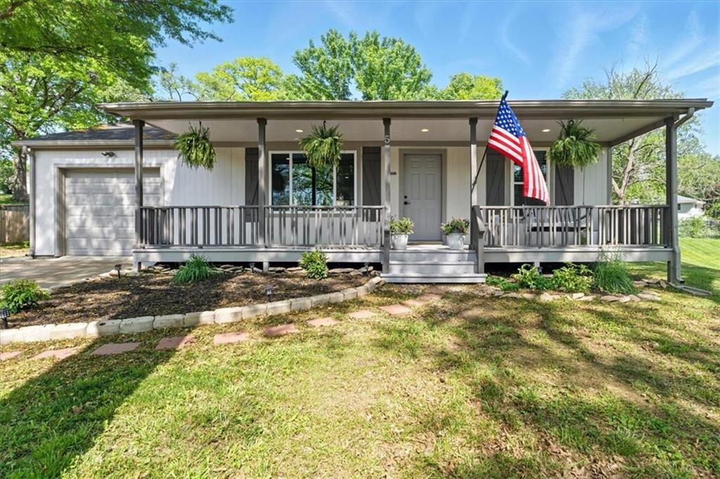Listing Photo MLS #HMS2545091