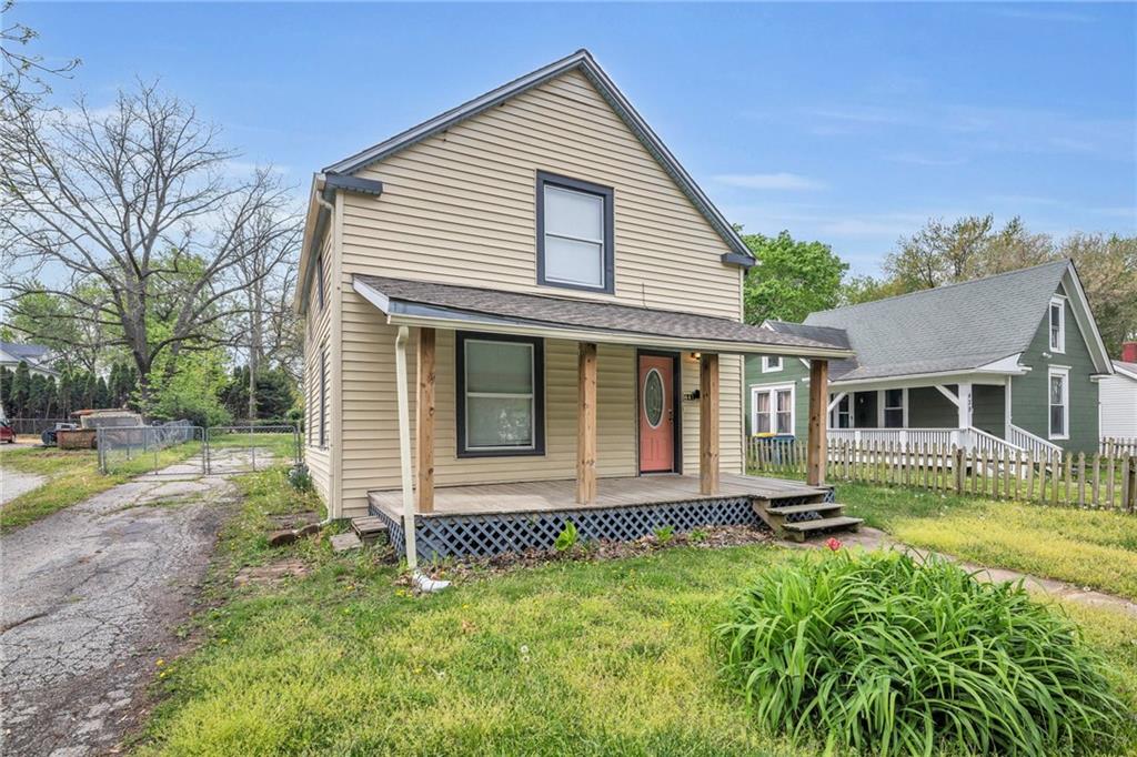 Listing Photo MLS #HMS2545182