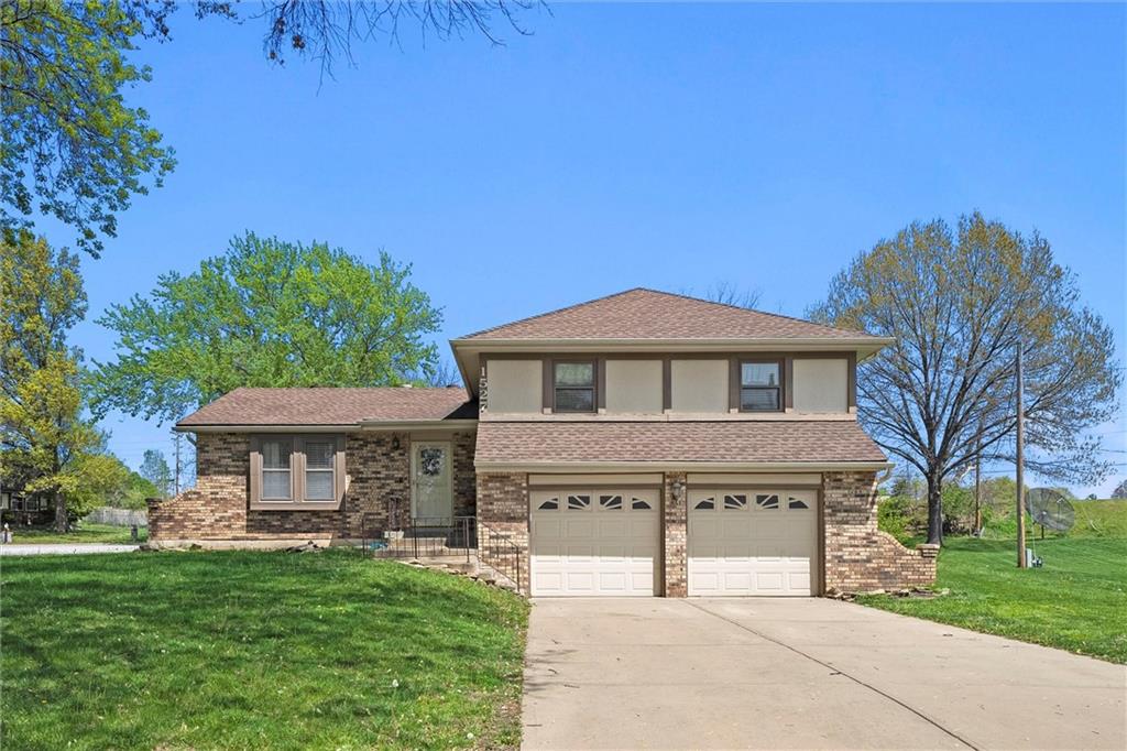 Listing Photo MLS #HMS2545189
