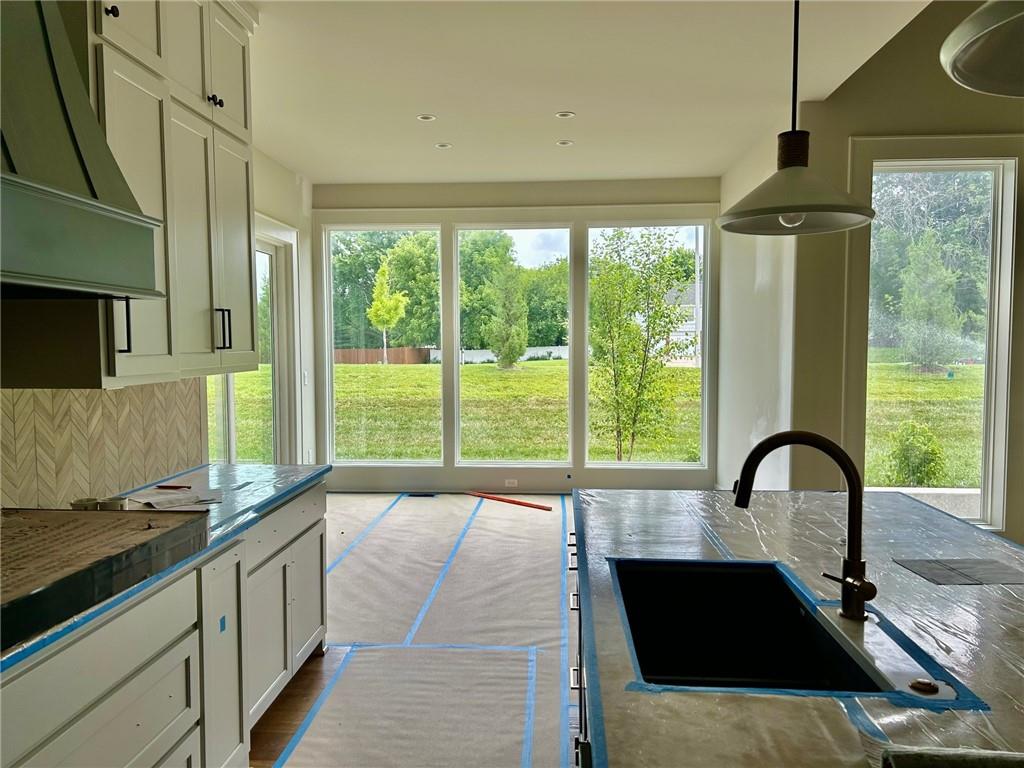 Listing Photo MLS #HMS2545251