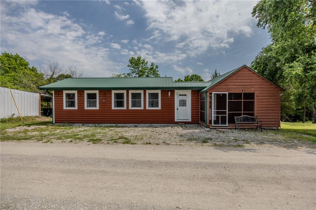Listing Photo MLS #HMS2545435