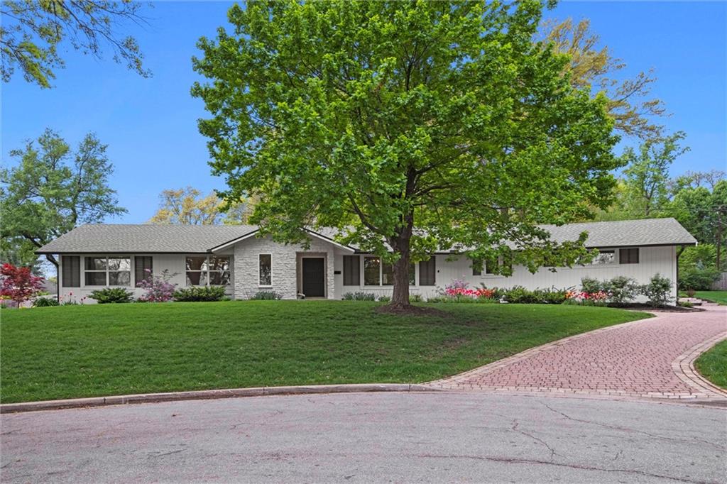 Listing Photo MLS #HMS2545466