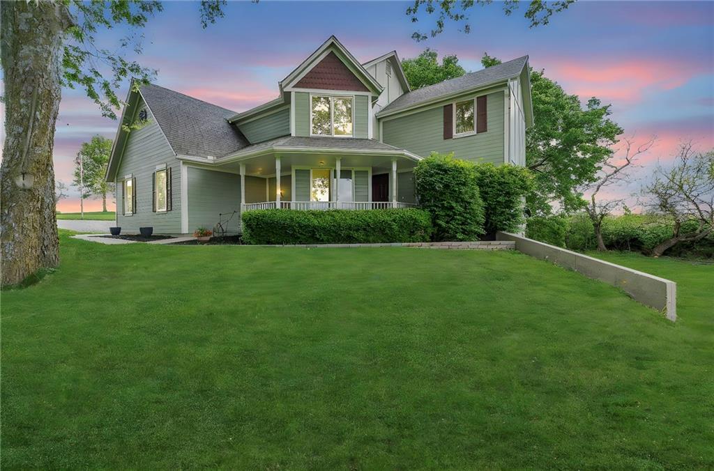 Listing Photo MLS #HMS2545629