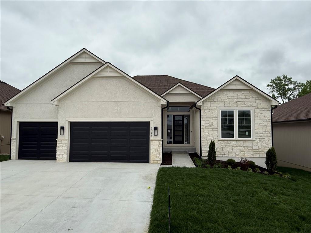 Listing Photo MLS #HMS2545828