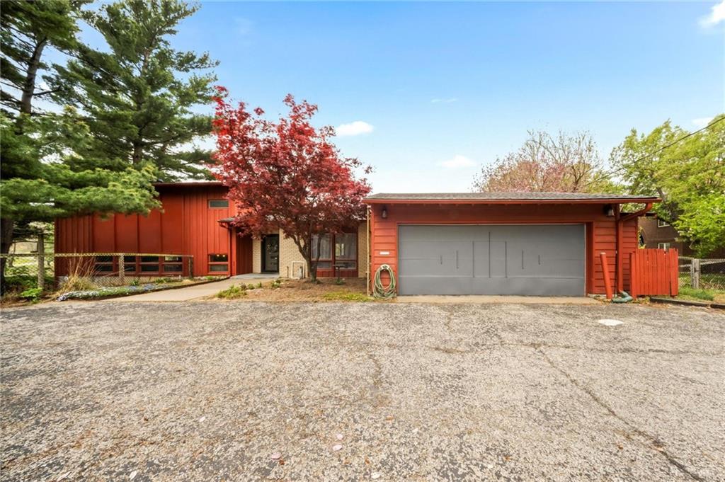 Listing Photo MLS #HMS2545841