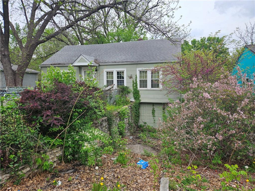 Listing Photo MLS #HMS2545880