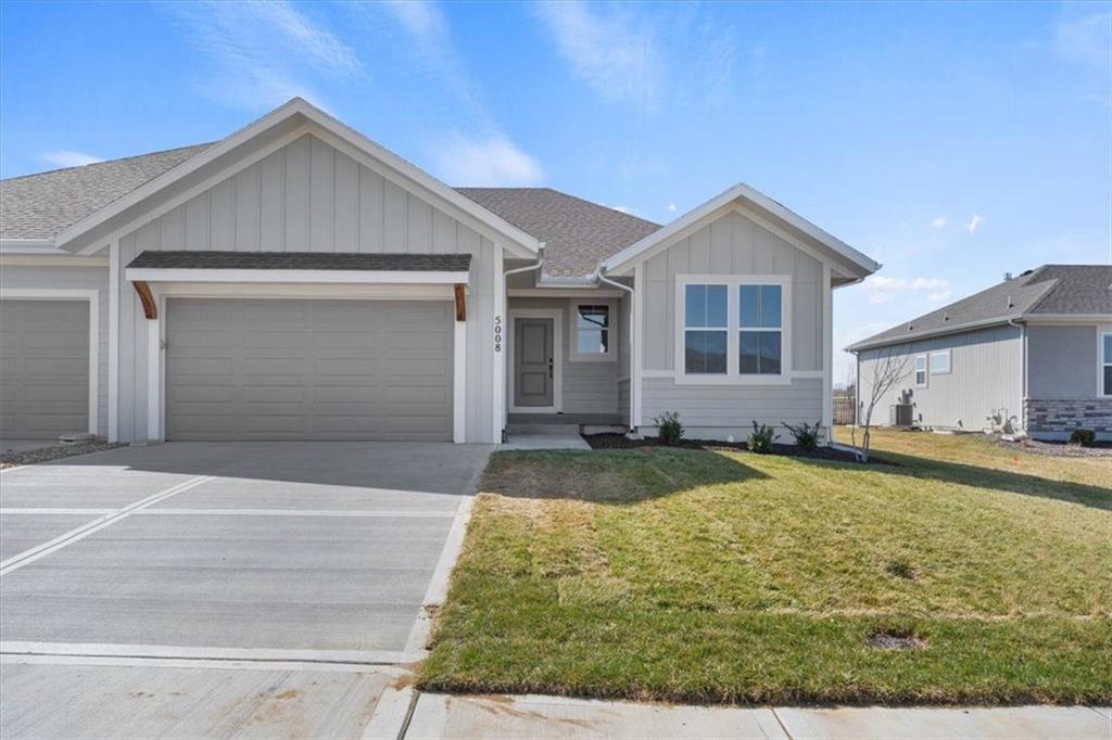 Listing Photo MLS #HMS2545908