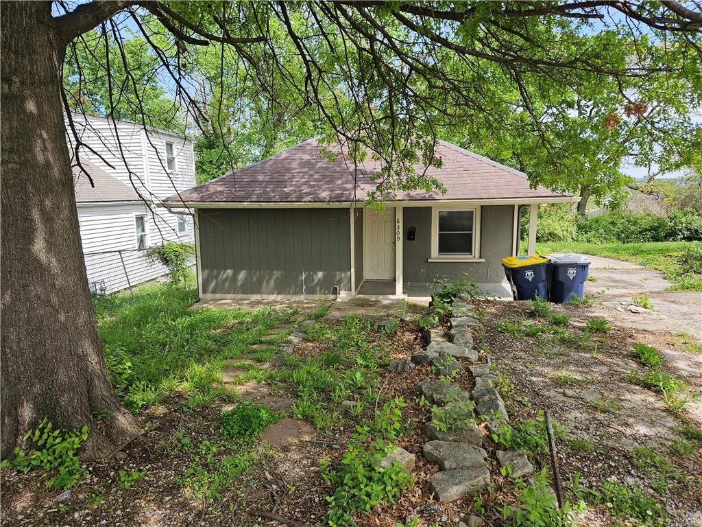 Listing Photo MLS #HMS2545954