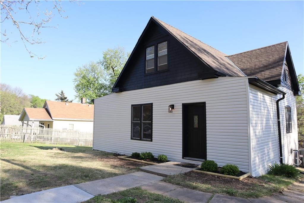 Listing Photo MLS #HMS2545990