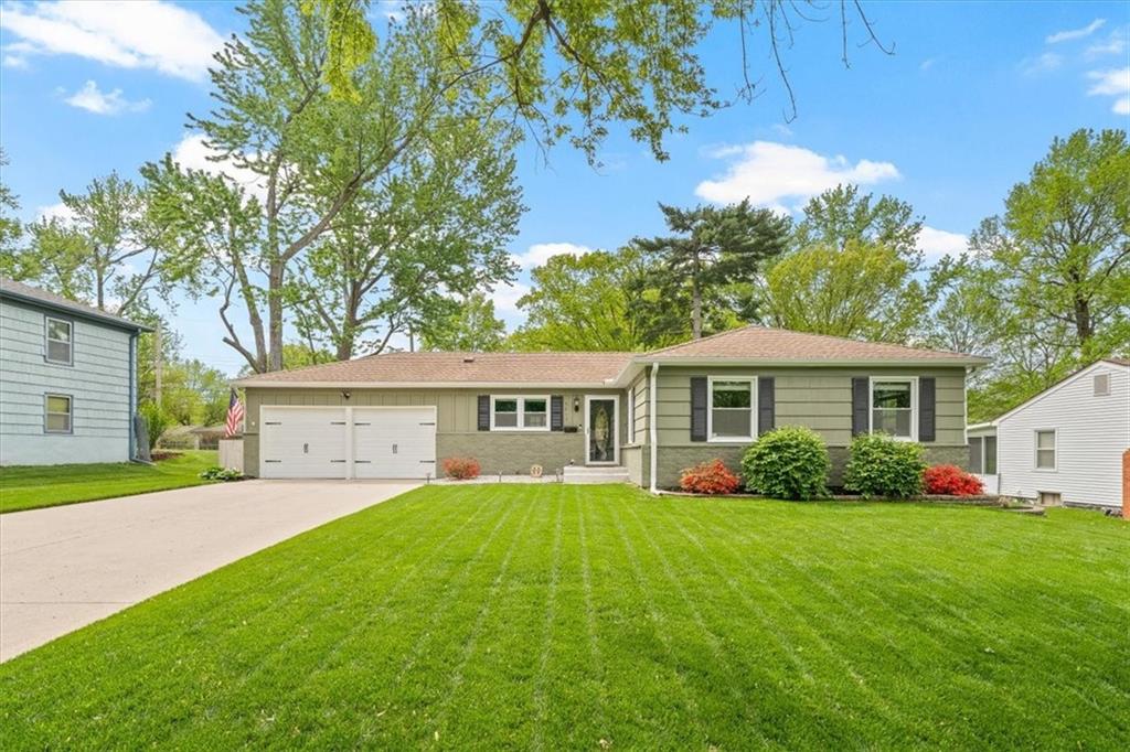 Listing Photo MLS #HMS2546012