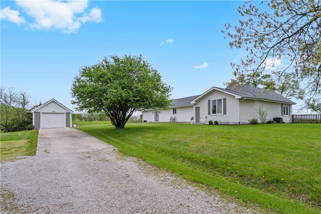 Listing Photo MLS #HMS2546060