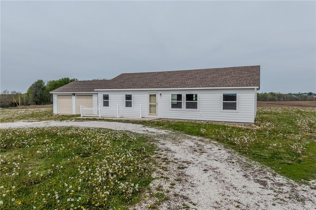 Listing Photo MLS #HMS2546126