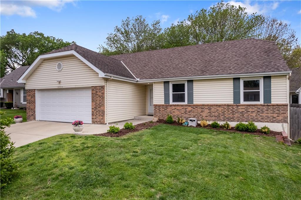 Listing Photo MLS #HMS2546259