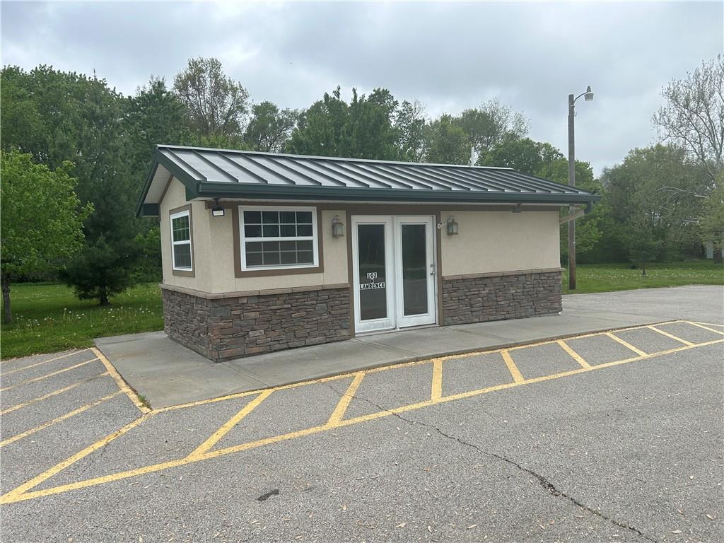 Listing Photo MLS #HMS2546518