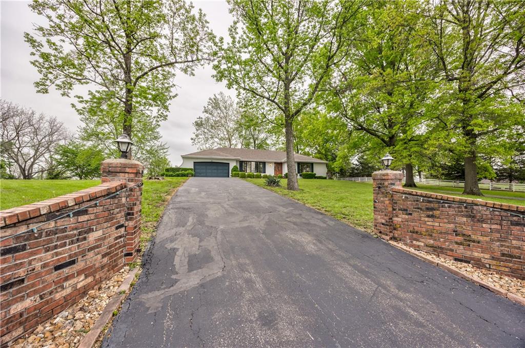 Listing Photo MLS #HMS2546576