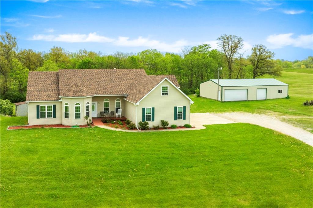 Listing Photo MLS #HMS2546591