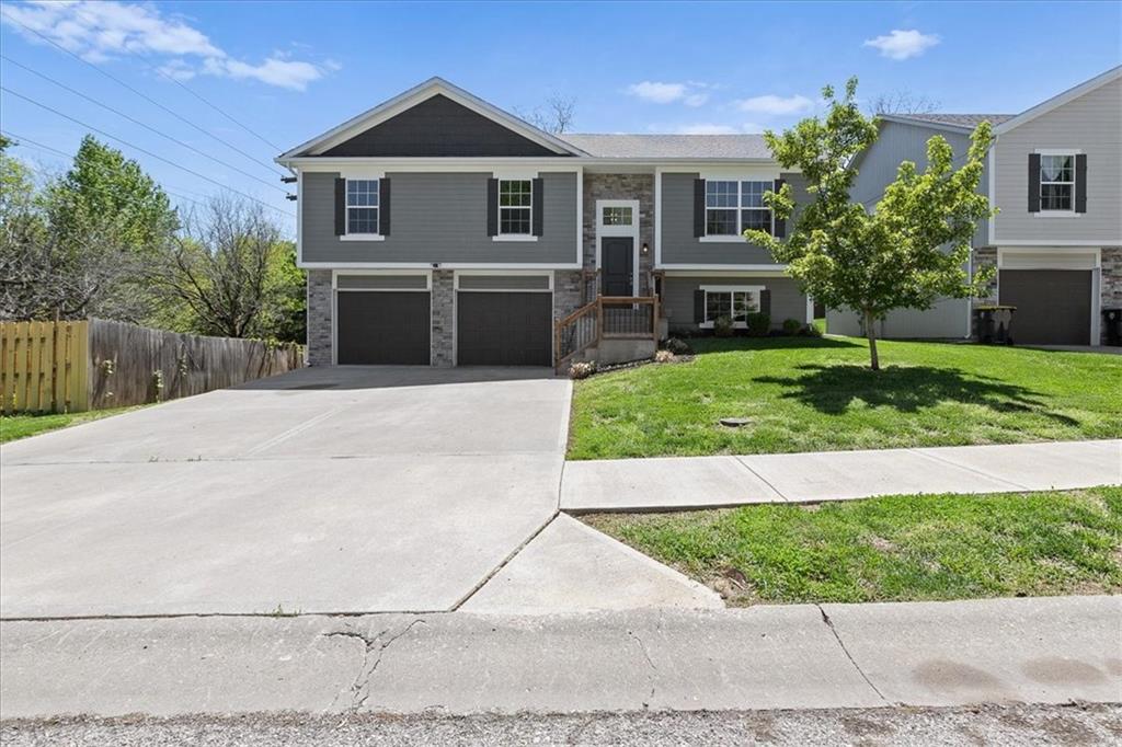 Listing Photo MLS #HMS2546621