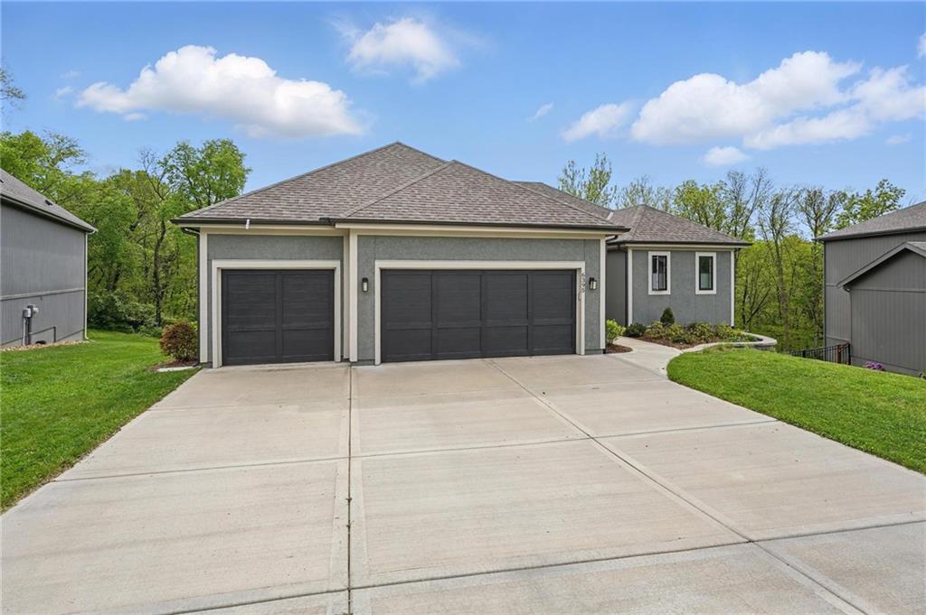 Listing Photo MLS #HMS2546674
