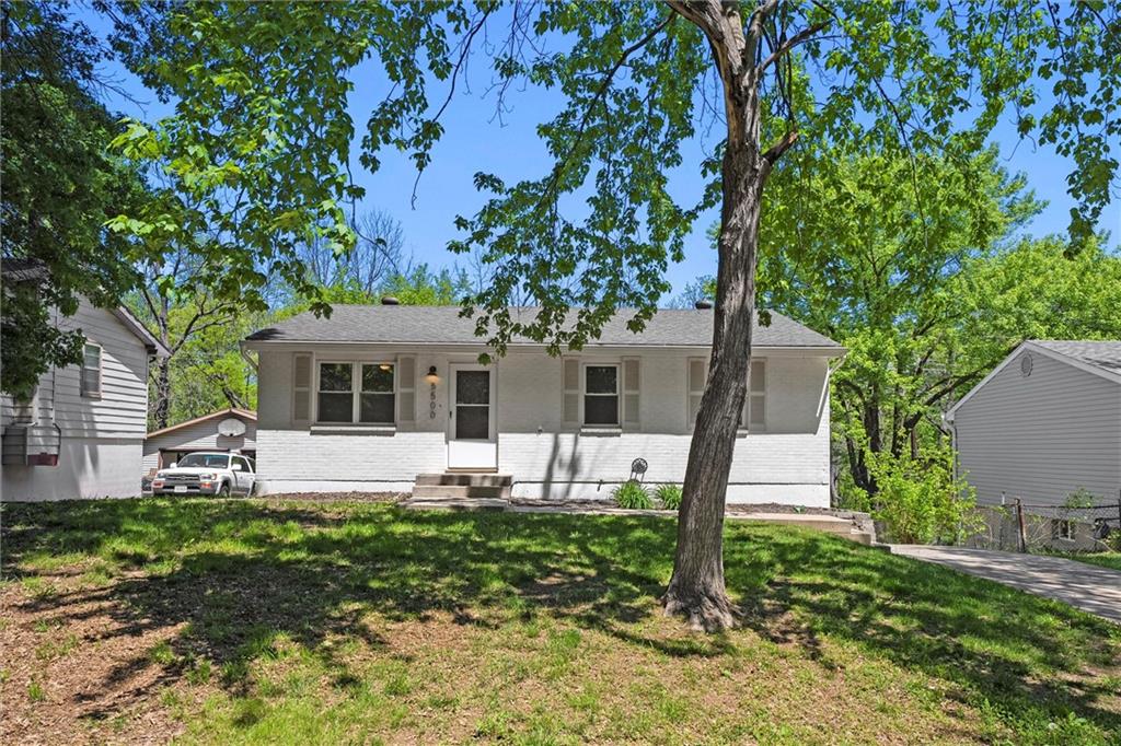 Listing Photo MLS #HMS2546684