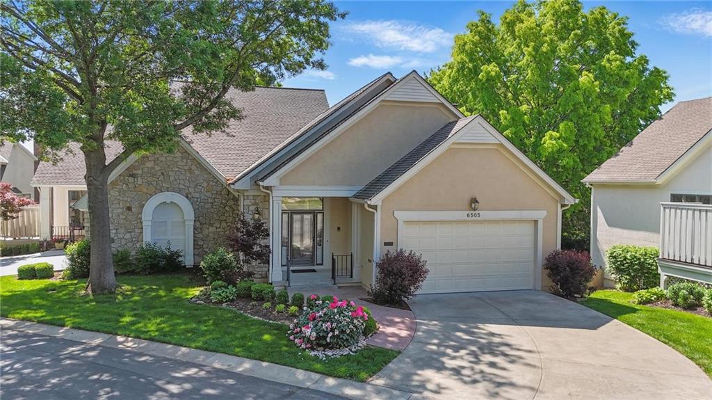 Listing Photo MLS #HMS2546742