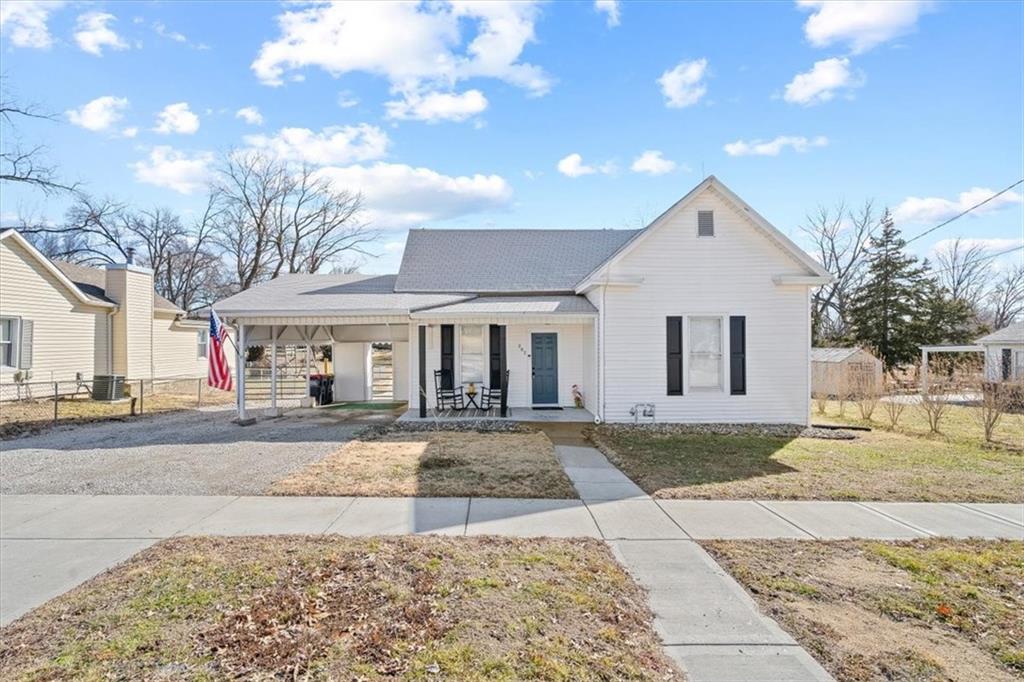 Listing Photo MLS #HMS2546781