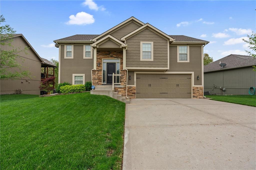 Listing Photo MLS #HMS2546855