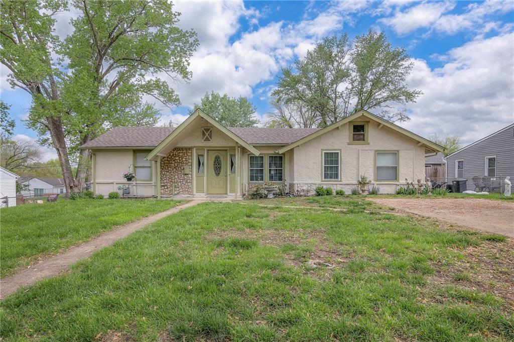 Listing Photo MLS #HMS2546880