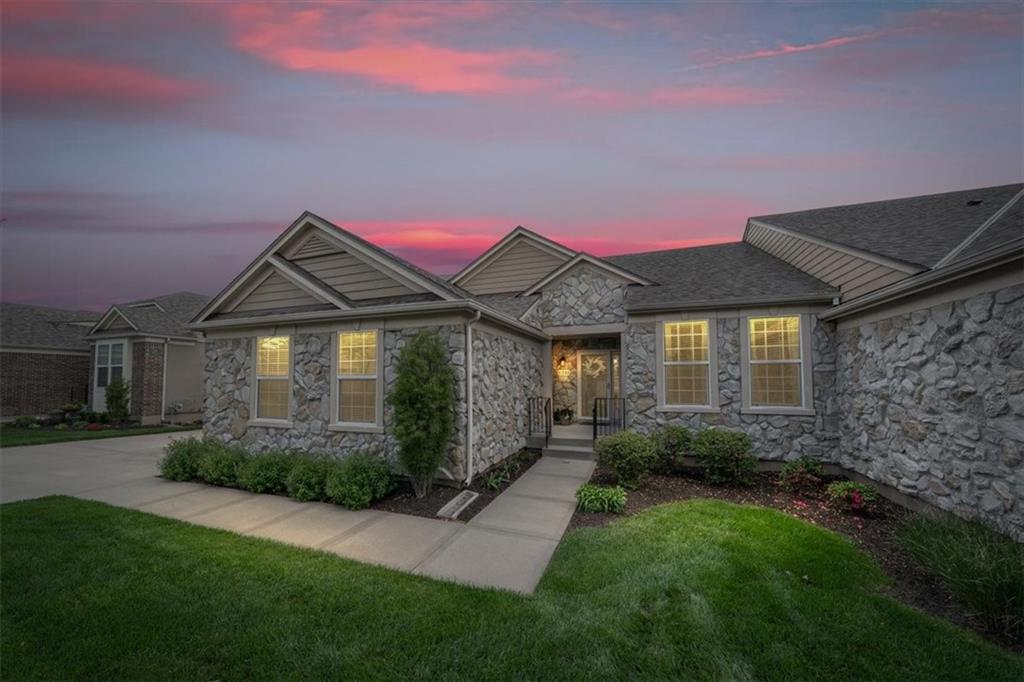 Listing Photo MLS #HMS2547001