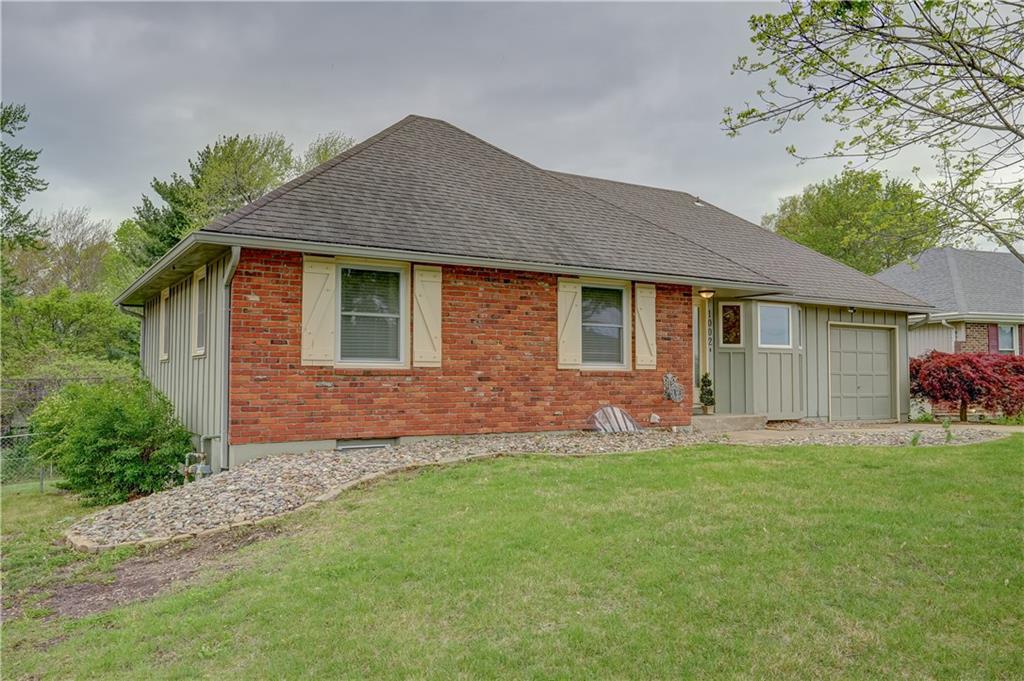 Listing Photo MLS #HMS2547014