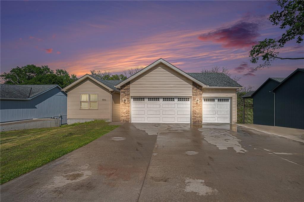 Listing Photo MLS #HMS2547103