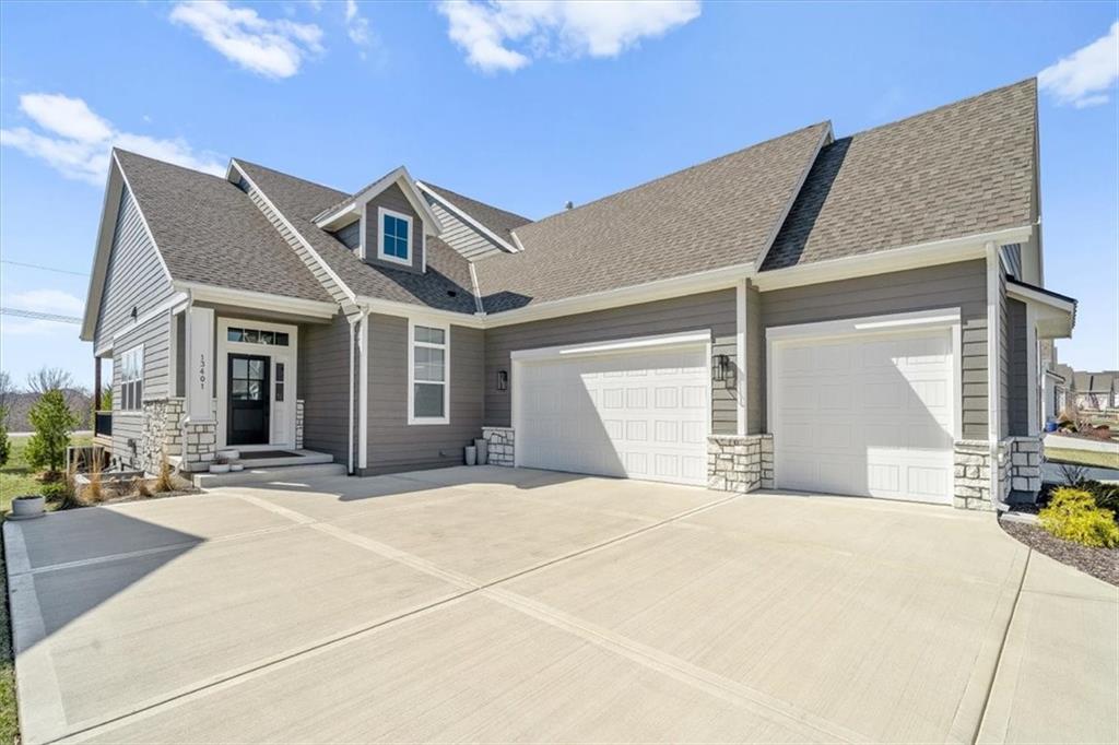 Listing Photo MLS #HMS2547124