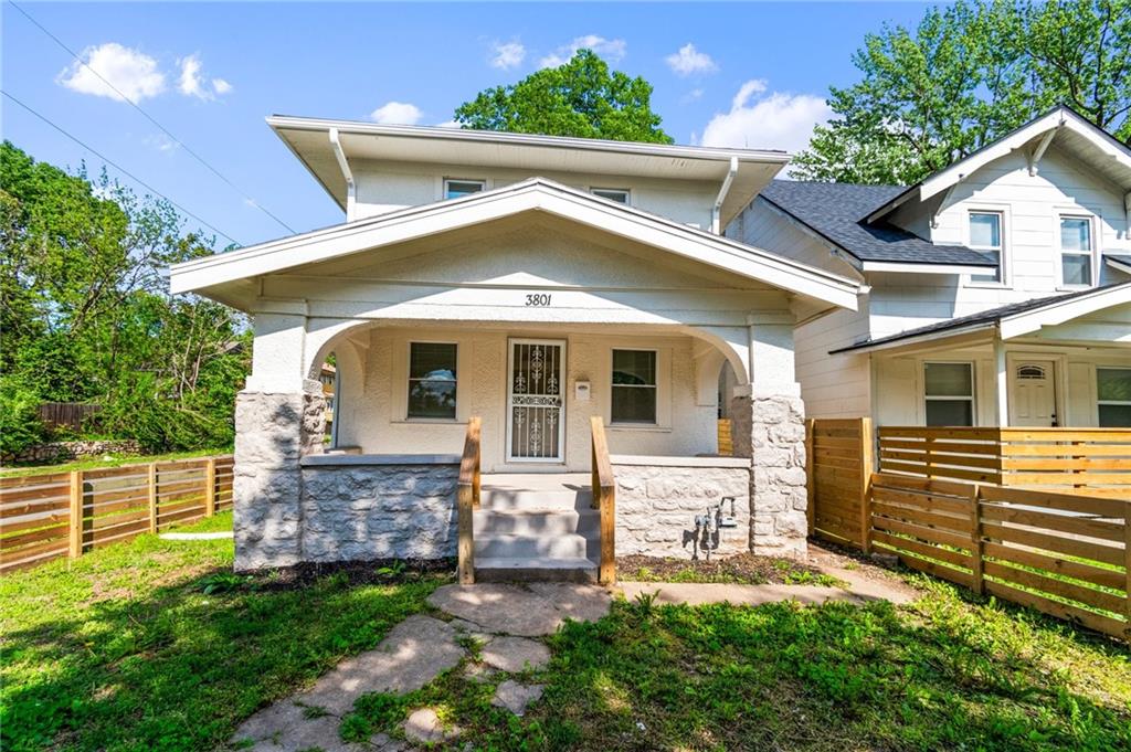 Listing Photo MLS #HMS2547161