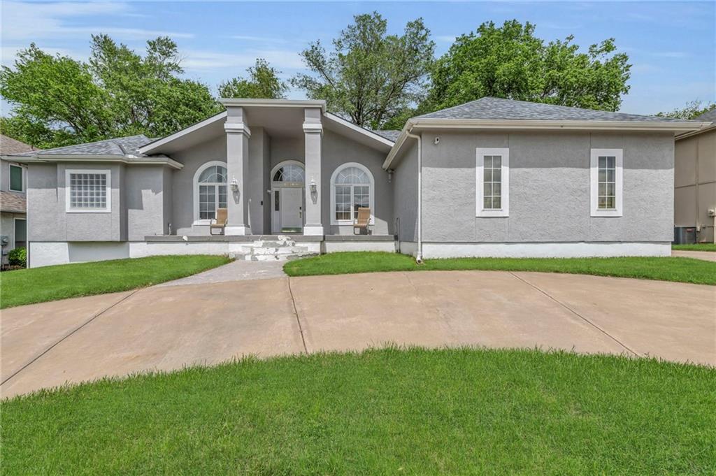 Listing Photo MLS #HMS2547264