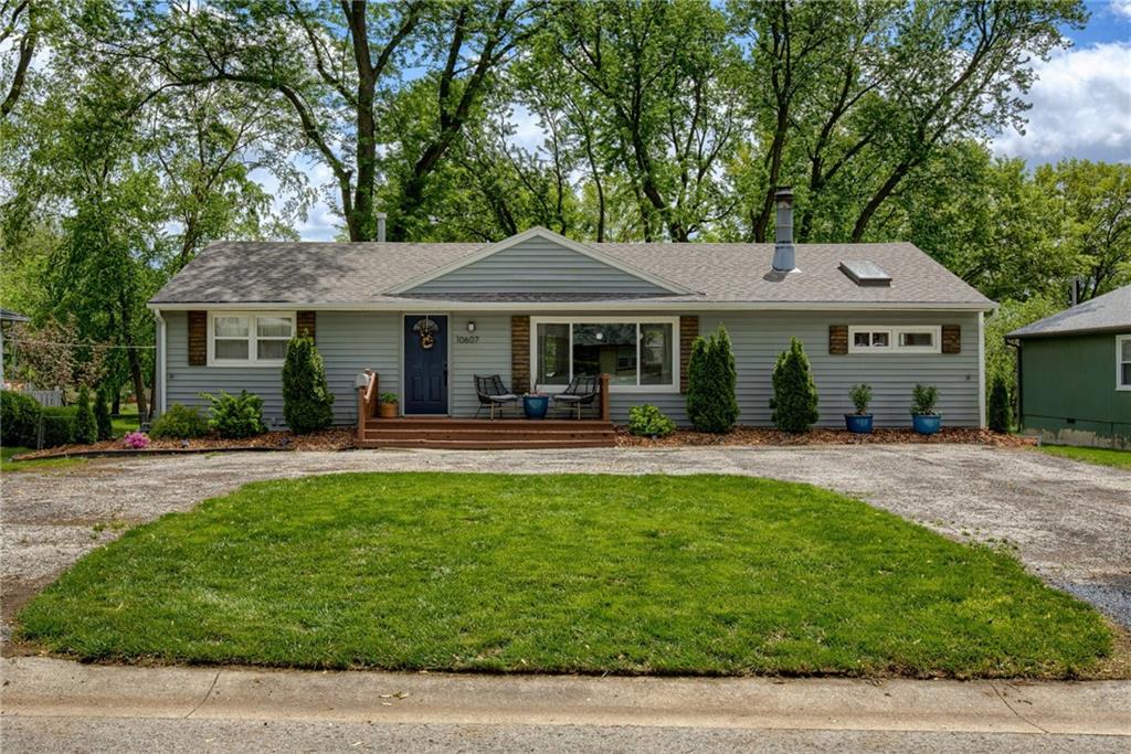 Listing Photo MLS #HMS2547267