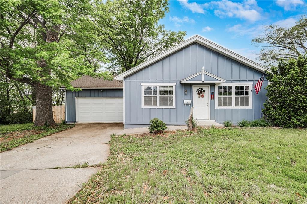 Listing Photo MLS #HMS2547293
