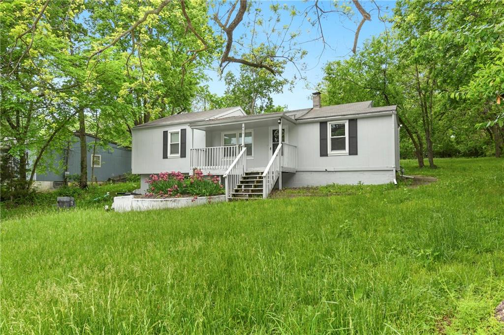 Listing Photo MLS #HMS2547648