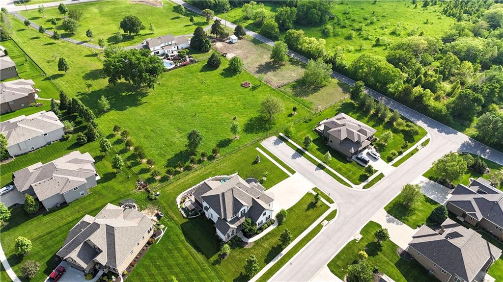 Listing Photo MLS #HMS2547685