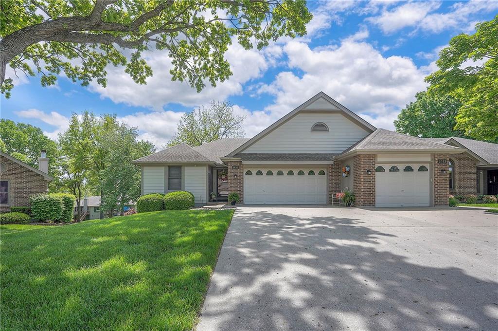Listing Photo MLS #HMS2547778