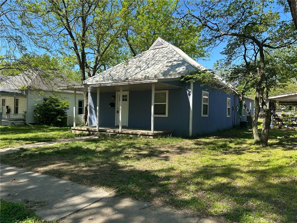 Listing Photo MLS #HMS2547846