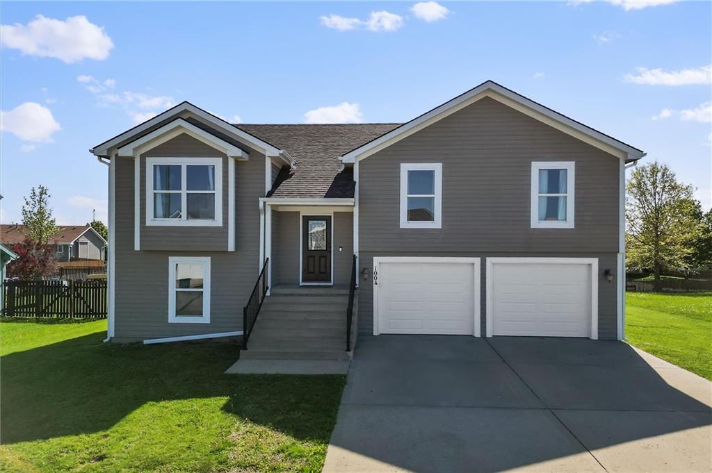 Listing Photo MLS #HMS2547909