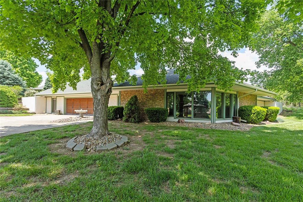 Listing Photo MLS #HMS2547928